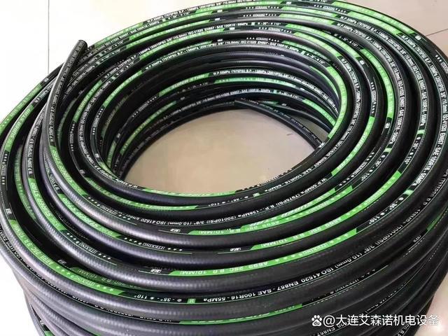 超高压油管：耐磨耐高压工程机械首选配件