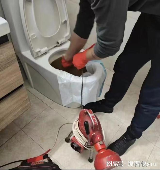 天津北辰区下水管道疏通化粪池吸粪隔油池清洗污水池清理(图2)