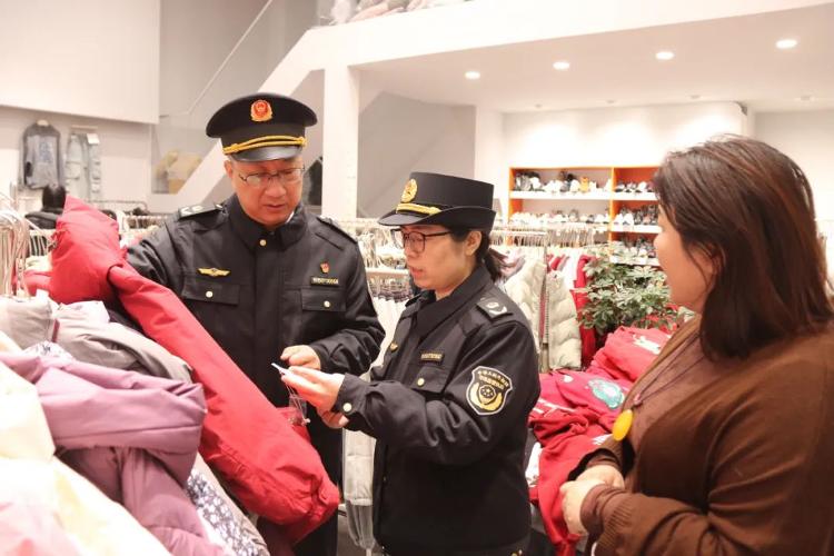 邹平市市场监管局：强化监管“不缺位” 严把节前“安全关”(图5)