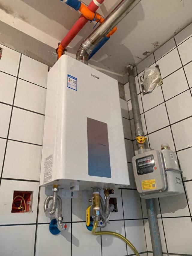 跟风买了零冷水热水器用了2年坚持换回普通款这4个缺点太突出