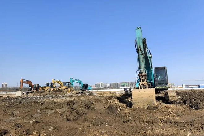 信阳市平桥区各项目新春开新局 刷新“进度条”(图2)