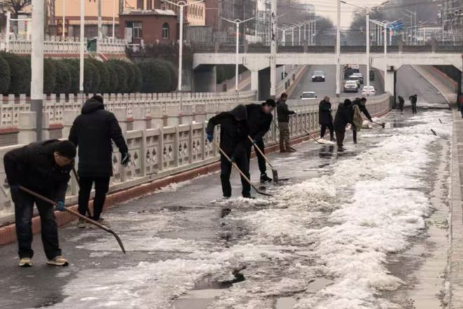 河北保定：供水部门快速响应 及时修复损坏管道(图3)