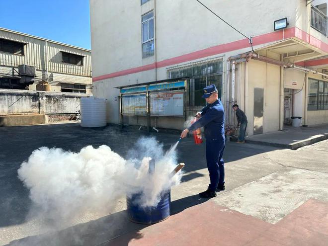 当好“店小二”！桥头镇全力做好各行业复工复产服务保障工作(图5)