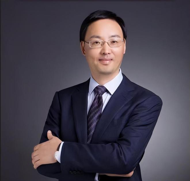 黄文涛：“东升西降”系列研究(图1)